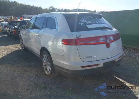2010 Lincoln Mkt from USA, damaged, VIN 2LMHJ5FR2ABJ06095